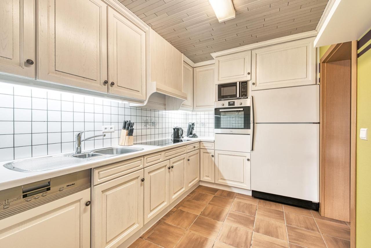 Apartment Haus Tiefenbach Бюллинген Экстерьер фото