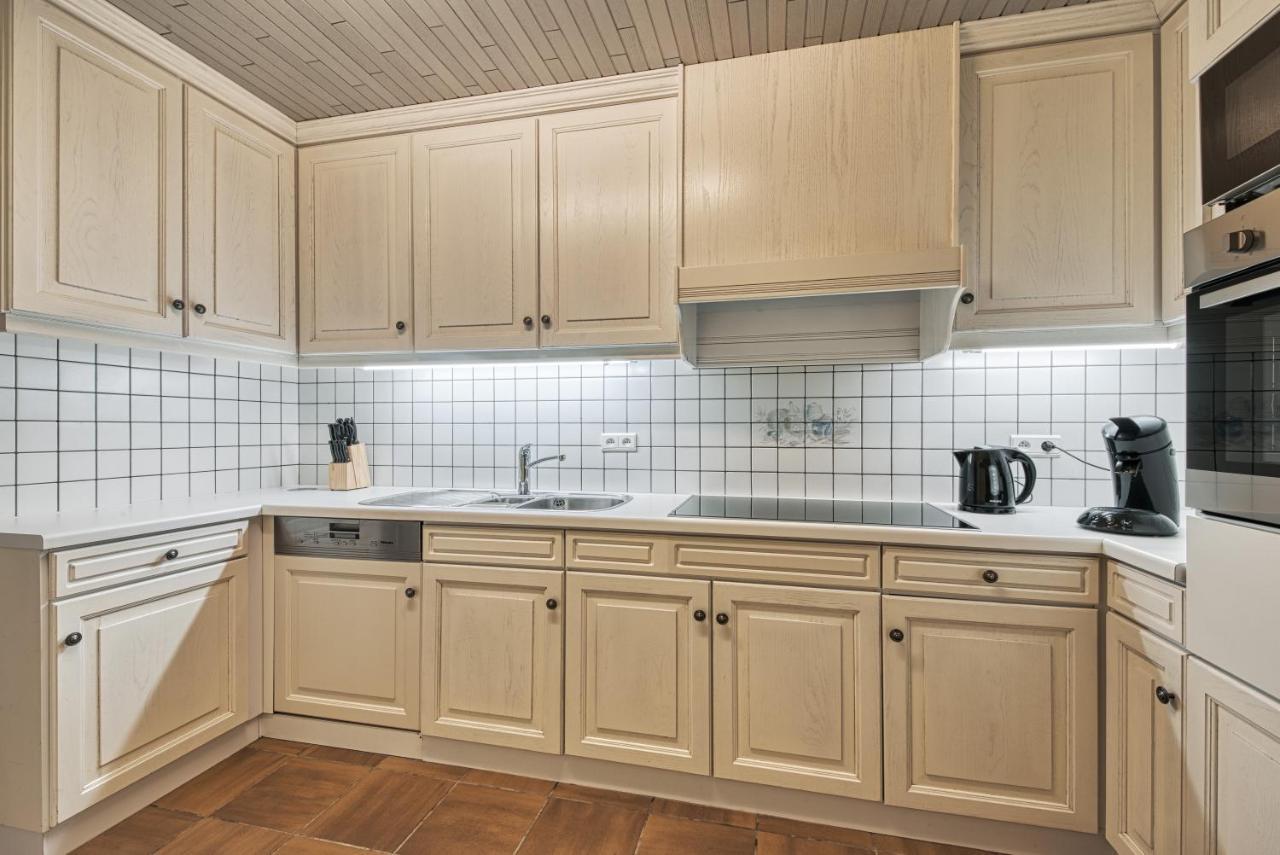 Apartment Haus Tiefenbach Бюллинген Экстерьер фото