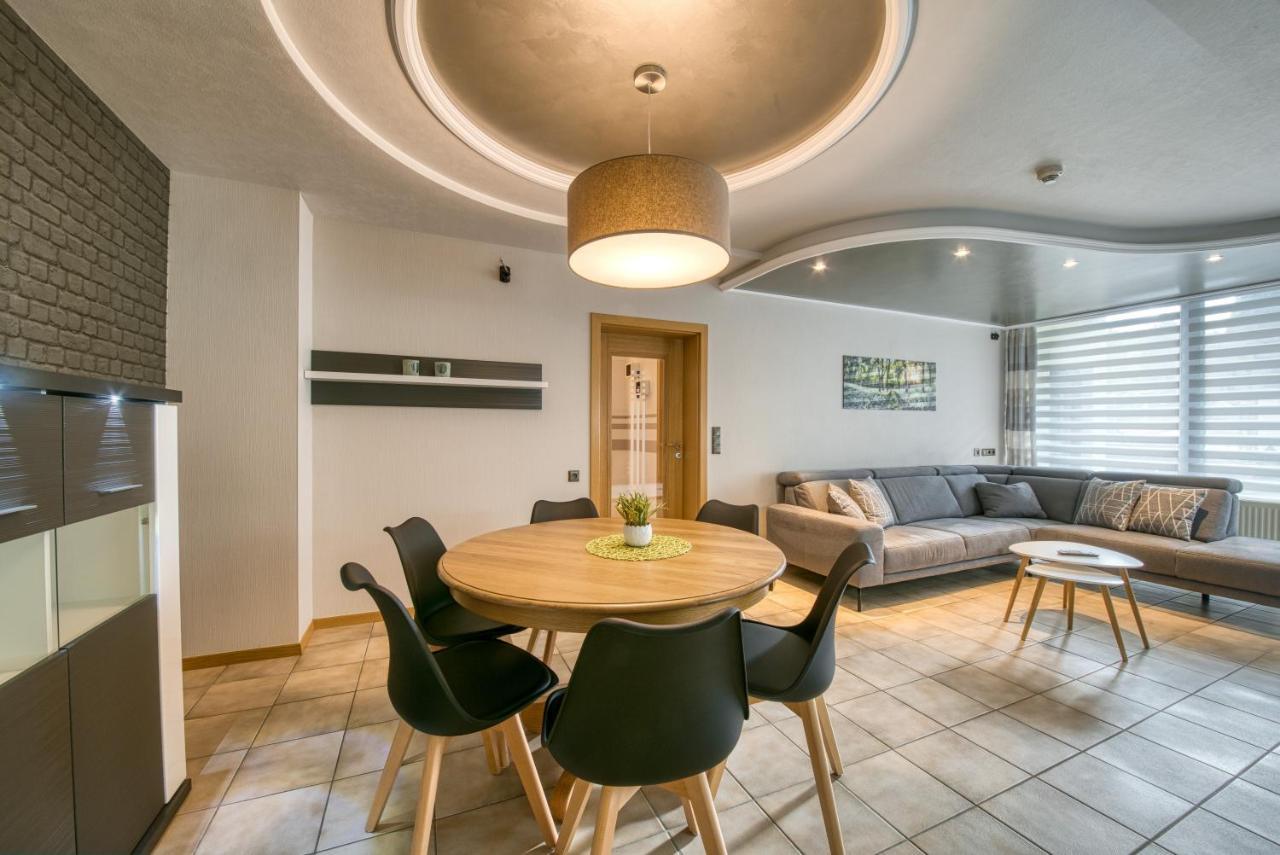Apartment Haus Tiefenbach Бюллинген Экстерьер фото